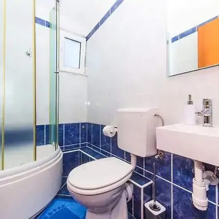 Three Bedroom تروغير