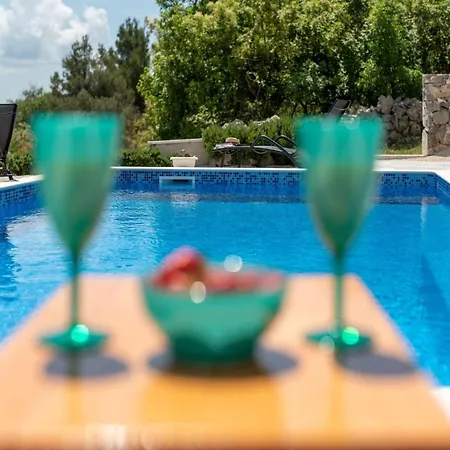 فيلة Three Bedroom