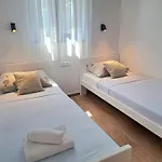 ヴィラ Three Bedroom *