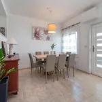 Three Bedroom * トロギール