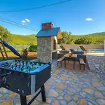 Villa Three Bedroom Traù