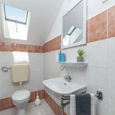 Βίλα Three Bedroom *